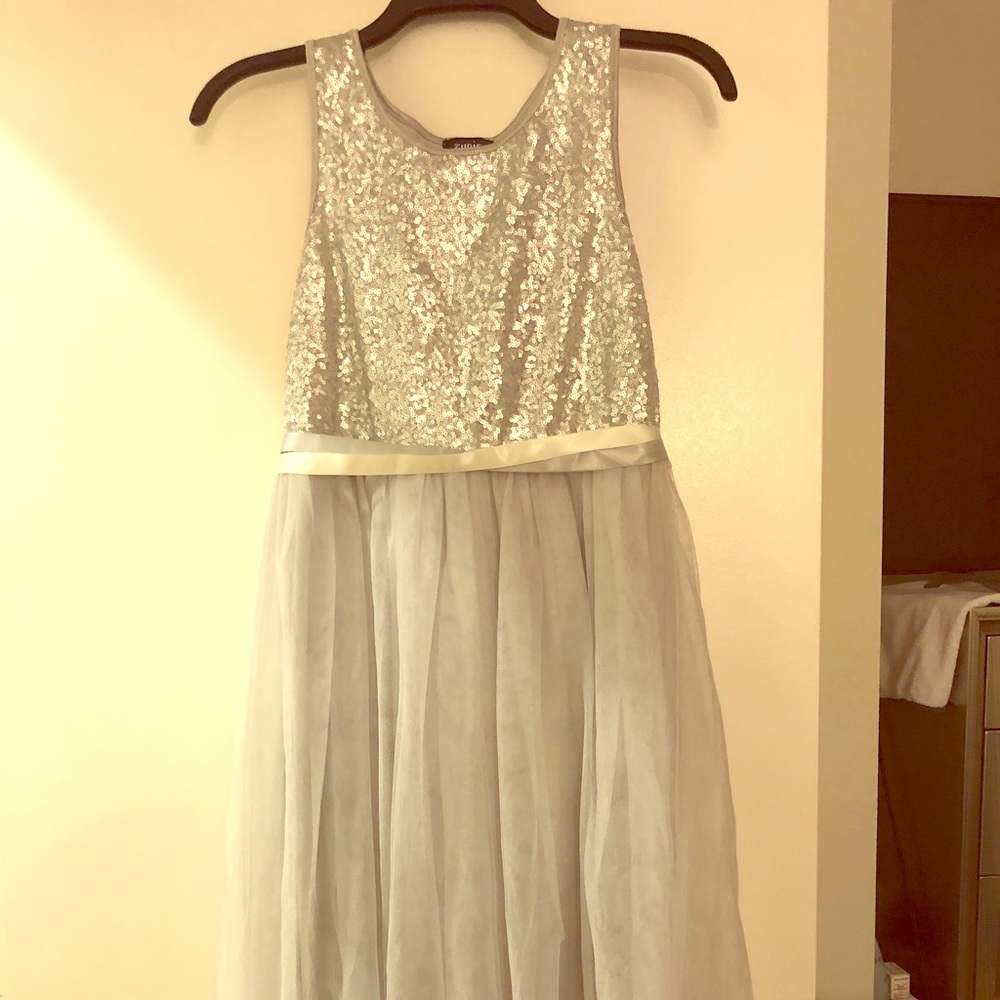 Kids silver dress